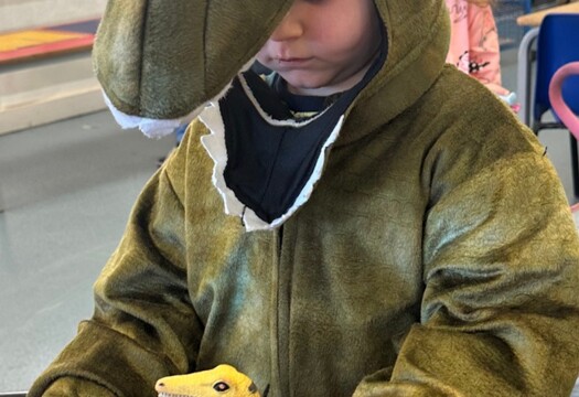 TVA Dinosaur day Dino fight